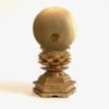 Japon: Bouddha en métal doré à l’or 22 carats. Appelé Dainichi-Nyorai (Mahavairocana) – Image 3