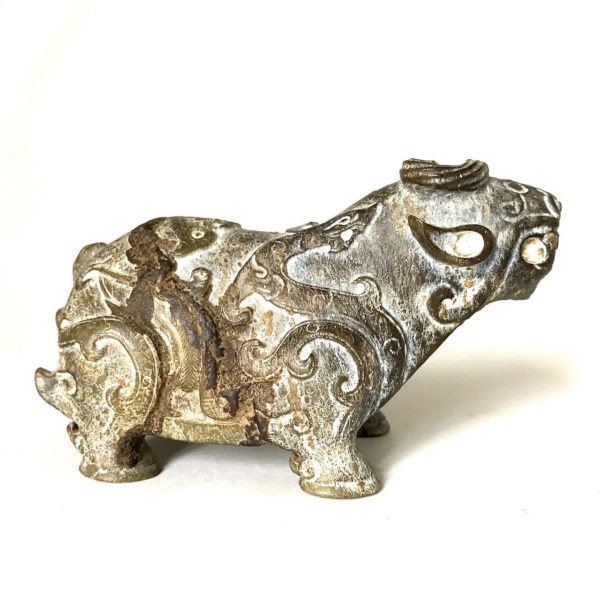 Jade archaïque chinois #02: Taureau ou chien – Image 6