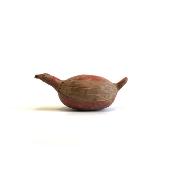 Canard verseuse  zoomorphe, Terre cuite avec engobe rouge café. Colima, Mexique, 100 avant J.C.-250 après J.C – Image 3