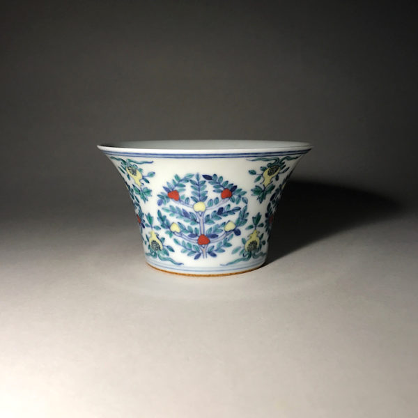 Porcelaine Wu Cai N°1: Paire de Bols portant la marque dynastique de l’empereur Jon-Tching (1723 1735) – Image 5