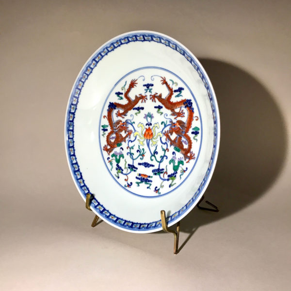 Porcelaine Wu Cai N°7: Il porte une marque dynastique de l’empereur Kuang Hsü (1875) – Image 2